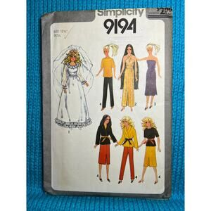 Simplicity 9194 sewing pattern 12.5in doll clothes 1970s